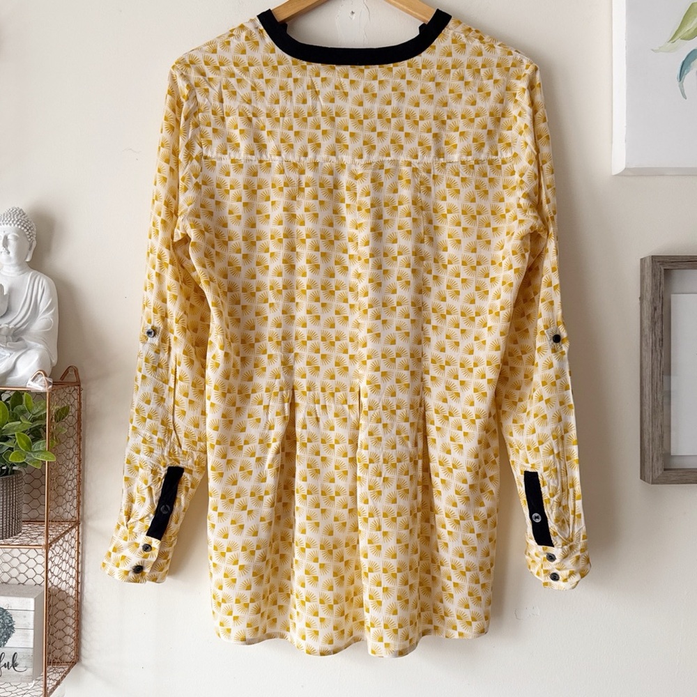 Anthropologie Vanessa Virginia Honore Yellow Motif Roll Tab Sleeve Blouse Size 4 - Picture 3 of 12